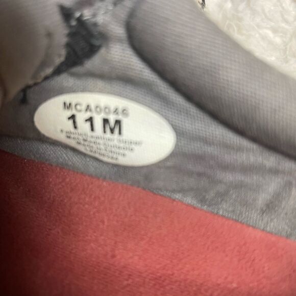 Twisted Black and Cream Geometric Patterned men’s Sneakers SZ11M - Picture 9 of 10